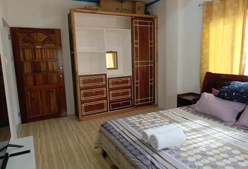 هاستل Drage Tourist Inn