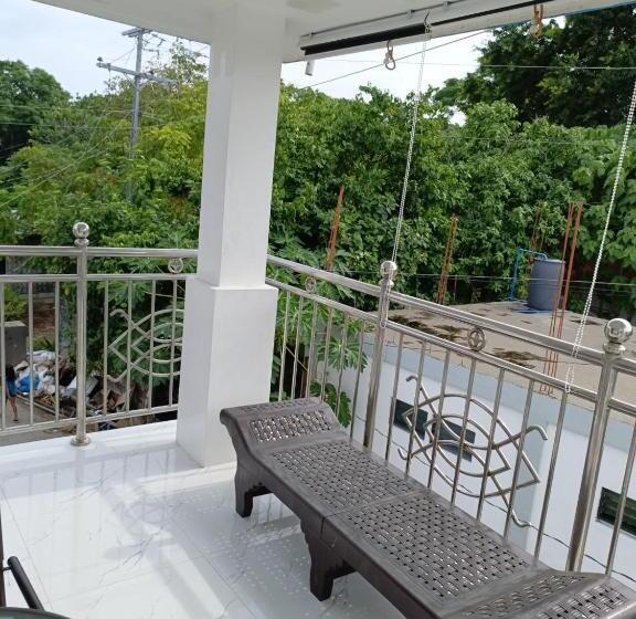 هاستل Drage Tourist Inn