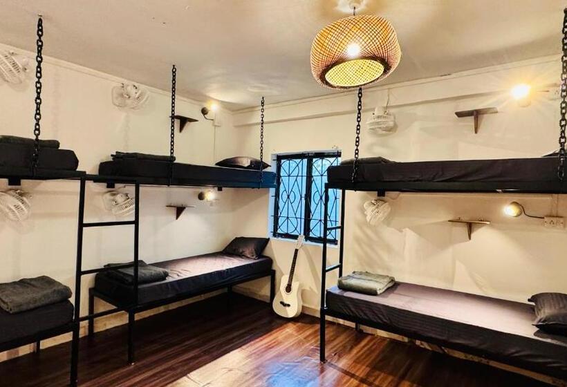 הוסטל Riversong Bliss