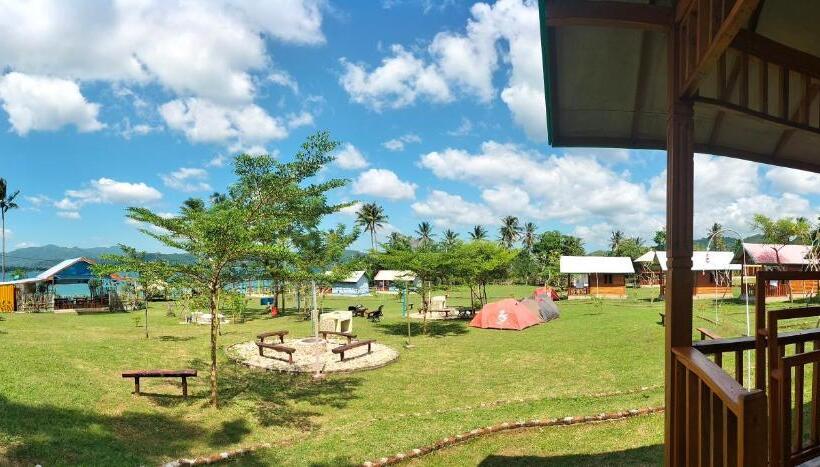 Beach Camp Bed & Breakfast