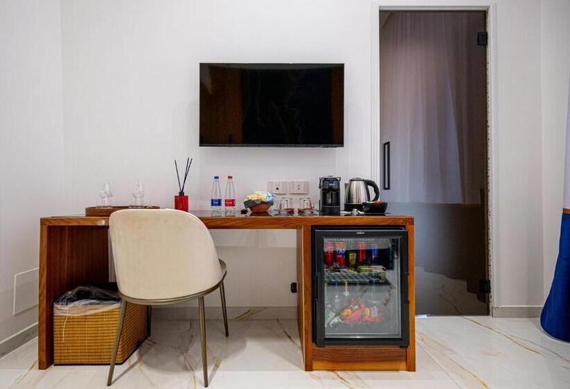 تختخواب و صبحانه Di Virgilio Suite Luxury