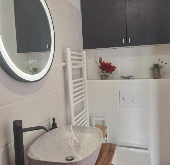 민박 Les Pingouins De La Marne 2