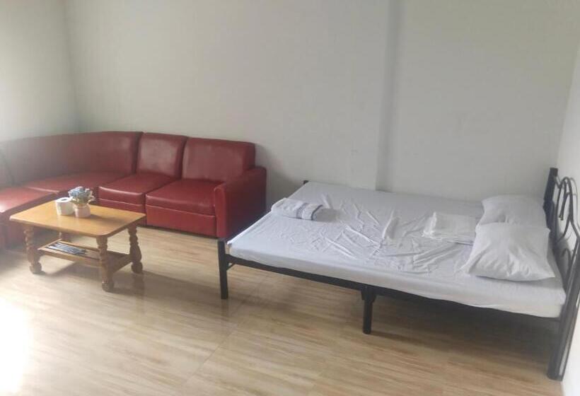 تختخواب و صبحانه Ljp Farm Resort