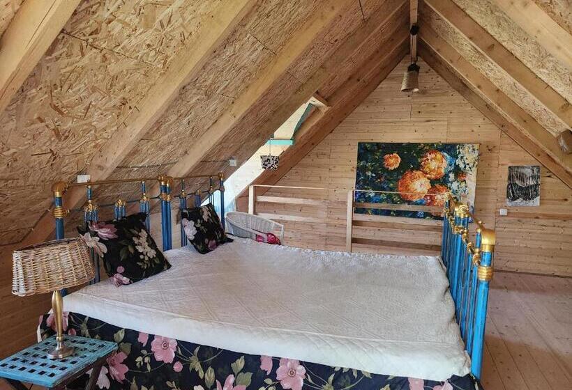 تختخواب و صبحانه თორო Thoreau