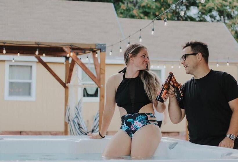 ホテル Adventure S Oasis, Venture Base Unit 4