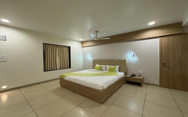 בית מלון כפרי Bhama Lake Resort