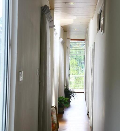 Отель City Nest Inn