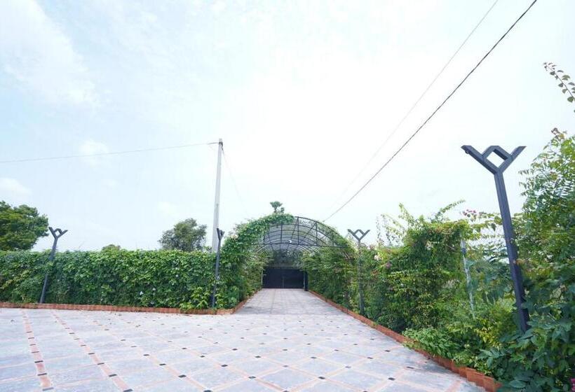 فندق Deer Creek Farm House