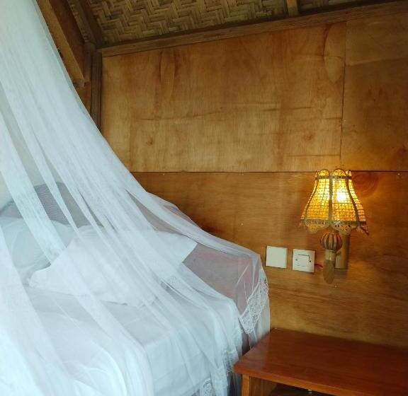 호텔 Dewi Rinjani Homestay