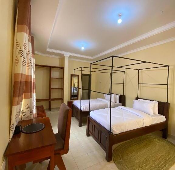 هتل Helens Luxury Resort