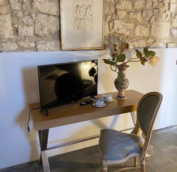 هتل Il Carosello Dei Baroni