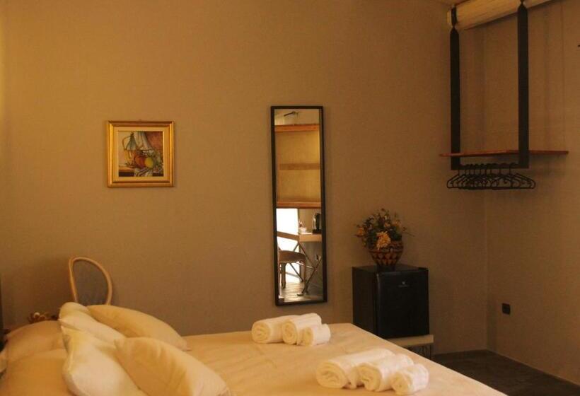 هتل Il Carosello Dei Baroni