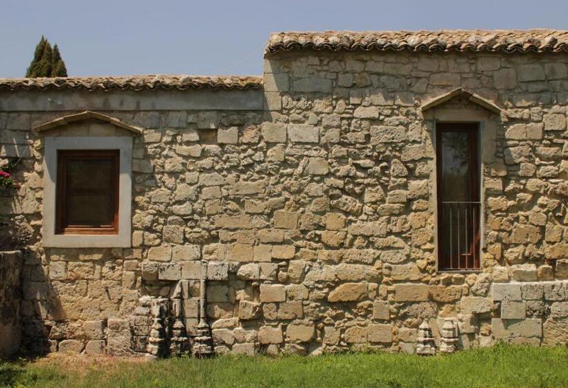 هتل Il Carosello Dei Baroni