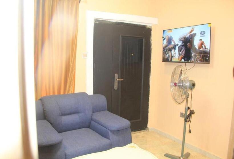 Отель Malare Palace