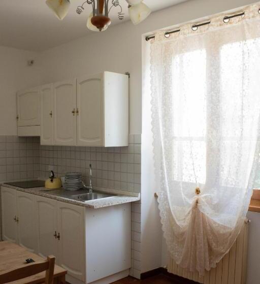 هتل Podere Il Dolco   La Guazza