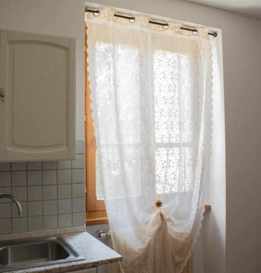 هتل Podere Il Dolco   La Guazza