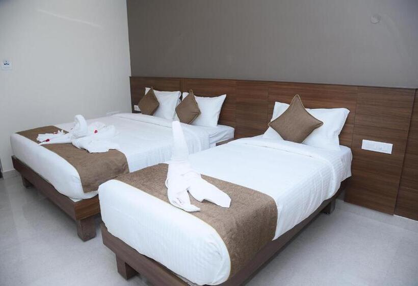 Отель Pvk Residency ! Best In Value ! Tirupati, Near Padmavathi Temple, All Main Temples & Attractions! Wi