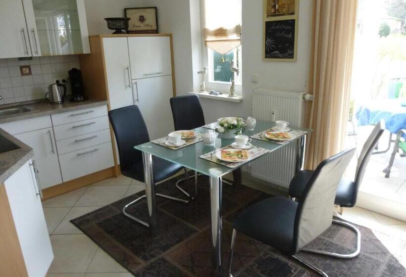 호텔 Residenz Strandkrone 02