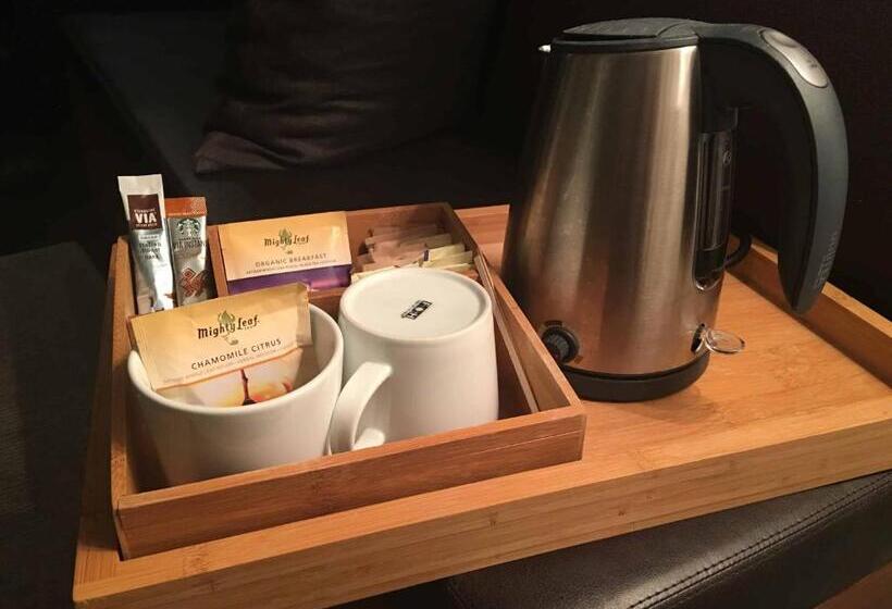 호텔 Rose Garden International