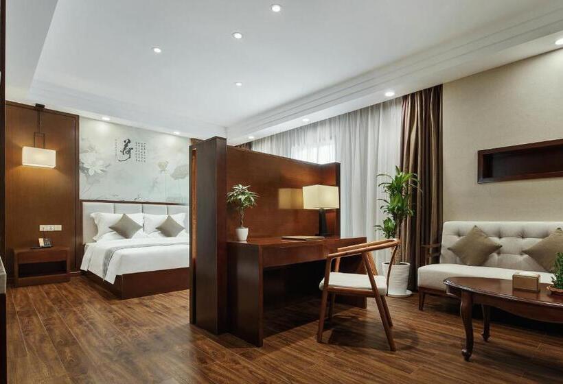 호텔 Rose Garden International