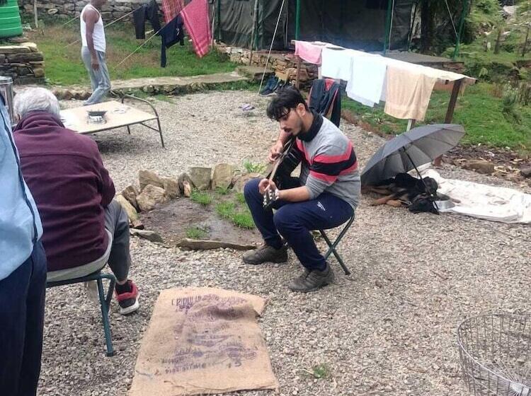 ホテル Rudra Camp Chopta