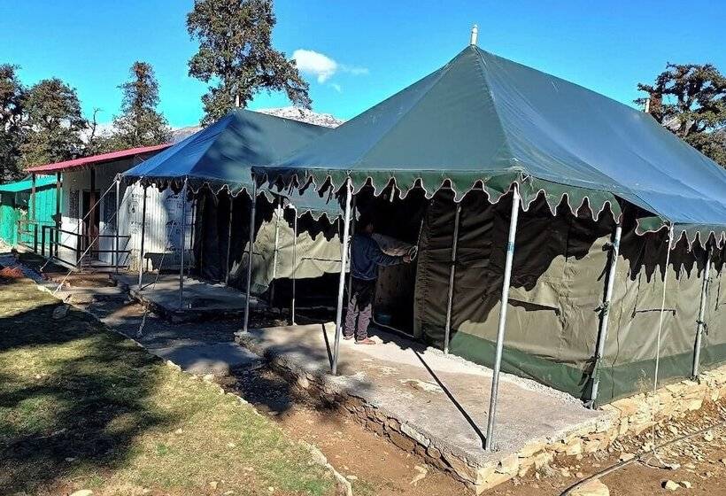 ホテル Rudra Camp Chopta