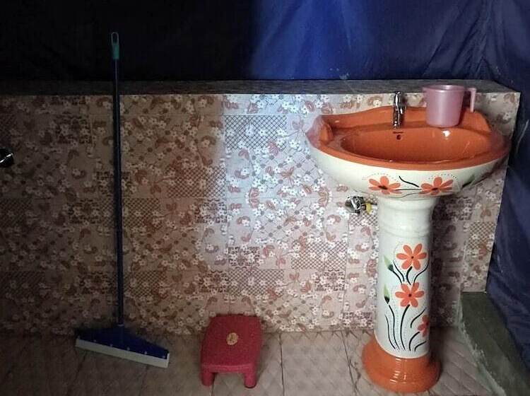 ホテル Rudra Camp Chopta