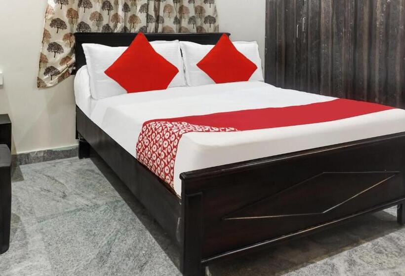 Super Hotel O Kannur