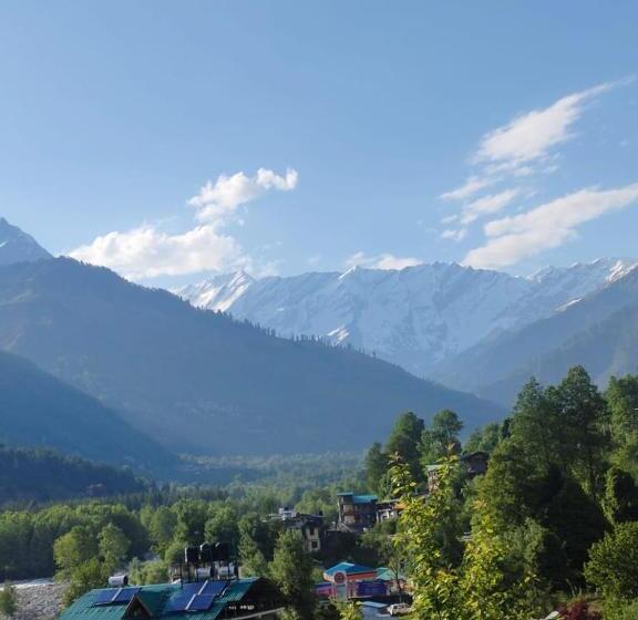 فندق The Satvic Retreat