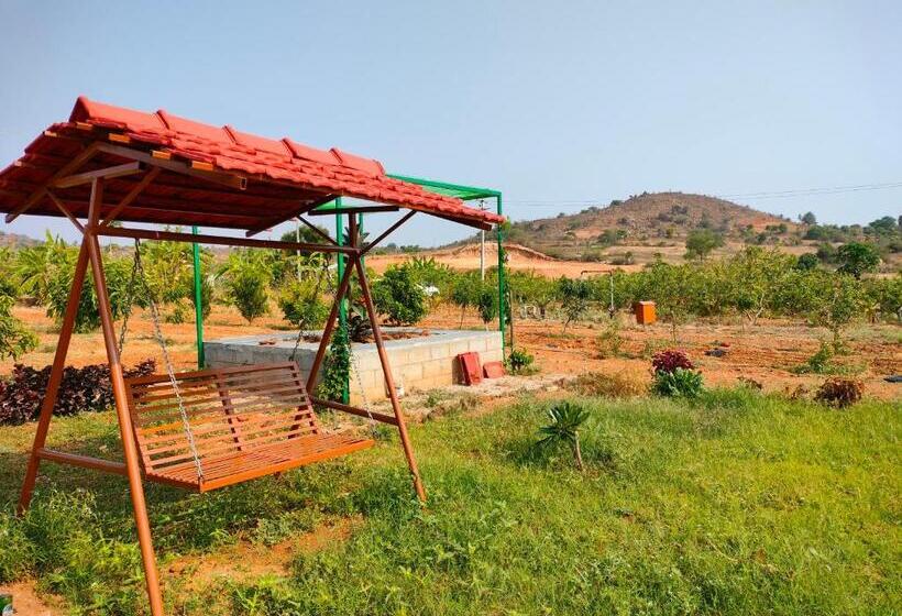 בית מלון כפרי The Shire Charming Farmstay