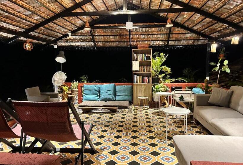 בית מלון כפרי Wilderness Jungle Camp