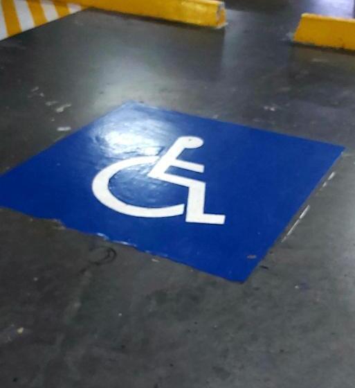 Bgc S Prime   Luxe Suite At Bonifacio Civic Center Tower