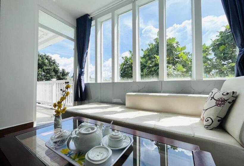 Palace Boutique Hotel Rạch Giá