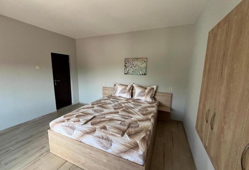 Pension (Hôtel basse catégorie) къща за гости бадови