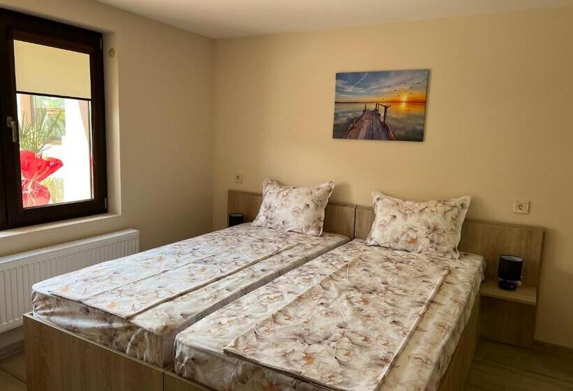 Pension (Hôtel basse catégorie) къща за гости бадови