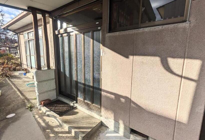 ペンション 北アルプスの麓一軒家シェアハウスの中にある和室宿