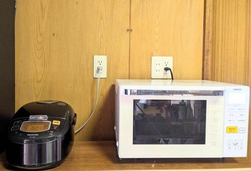 ペンション 北アルプスの麓一軒家シェアハウスの中にある和室宿