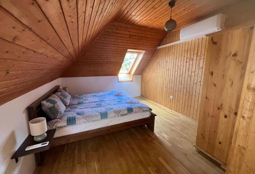 ペンション Bor és Kenyér