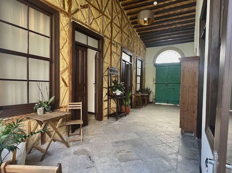 펜션 Flor Guest House