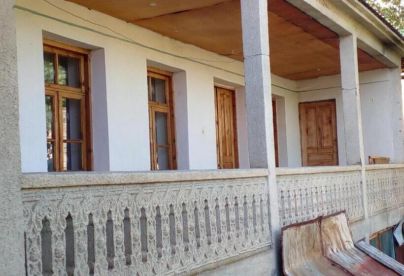 Pensão Guest House Gegi Aprasidze