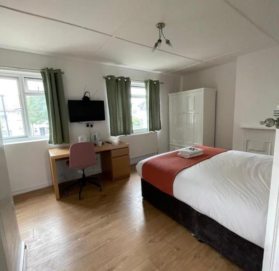 פנסיון Hornfair House