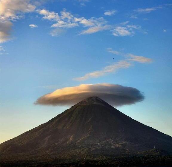 پانسیون Happy Place Ometepe