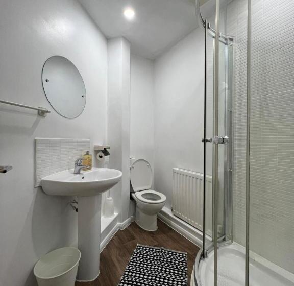 펜션 Kilnview Guesthouse Hanley & Staffordshire University