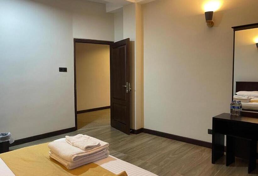 膳宿费 Lush Breeze