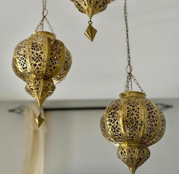 بنسيون Menzel Yahia