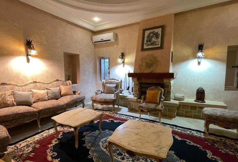 بنسيون Menzel Yahia