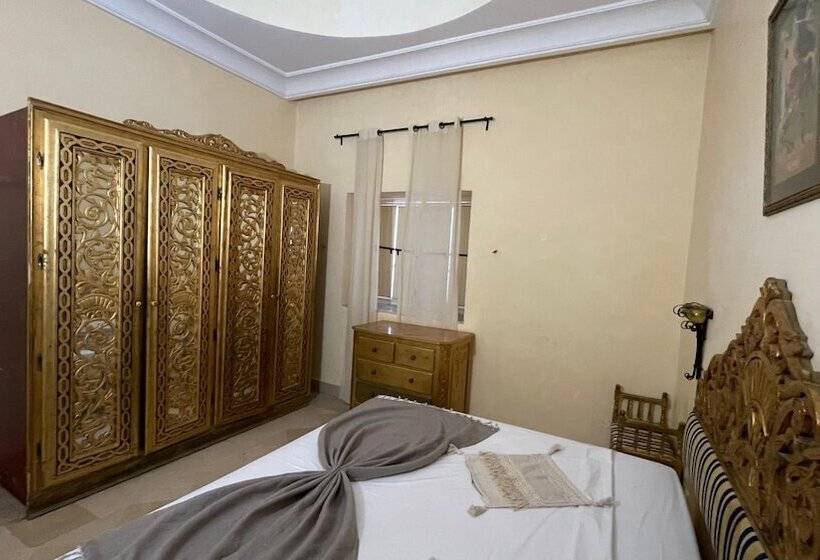 بنسيون Menzel Yahia