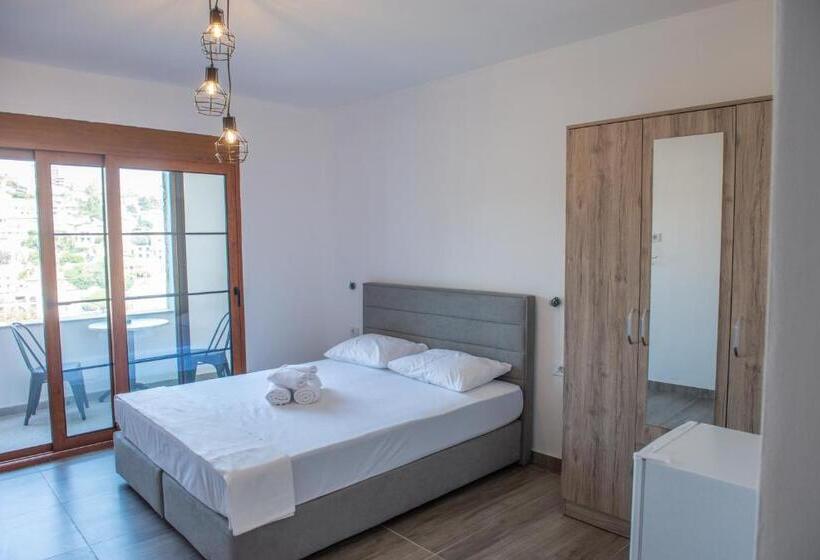 پانسیون Old Town Aga