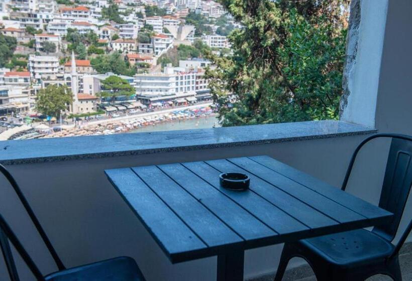 پانسیون Old Town Aga