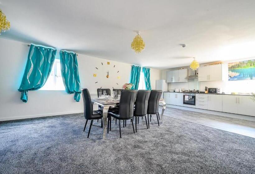 פנסיון Ra 2f 421  For Your Relaxed,cosy Stay,parking